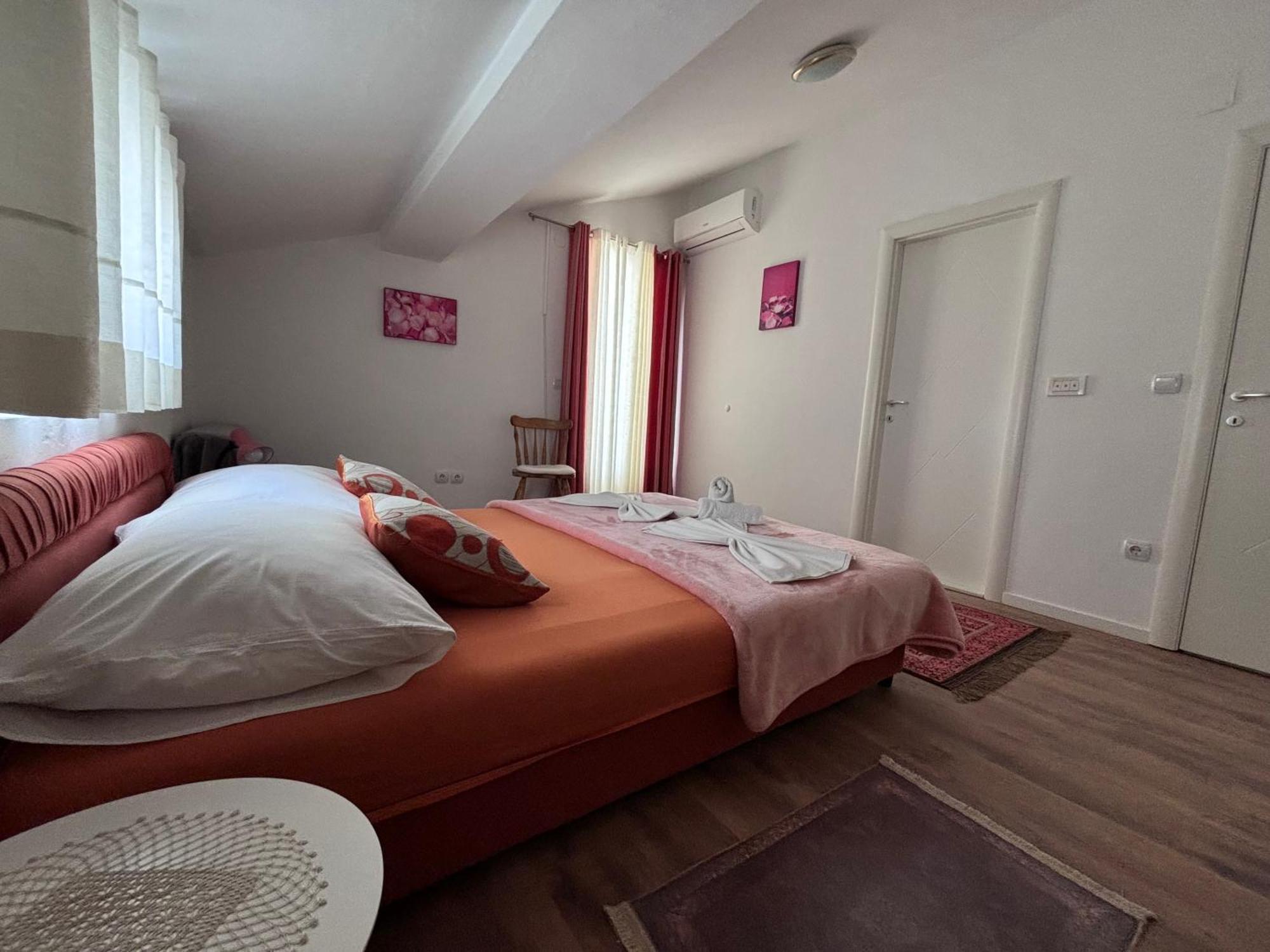 יאדראנובו Rooms & App Minka מראה חיצוני תמונה