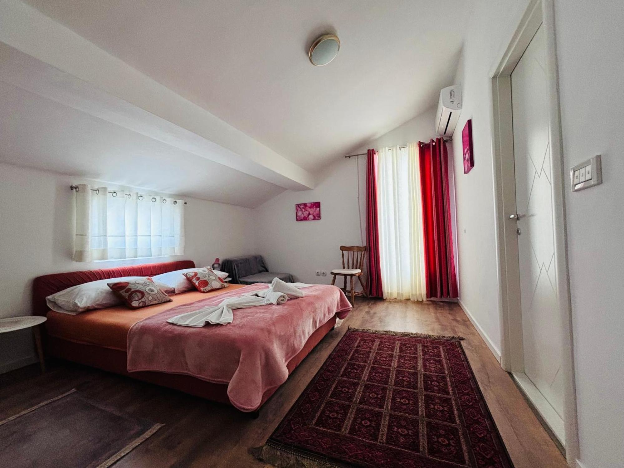 יאדראנובו Rooms & App Minka מראה חיצוני תמונה