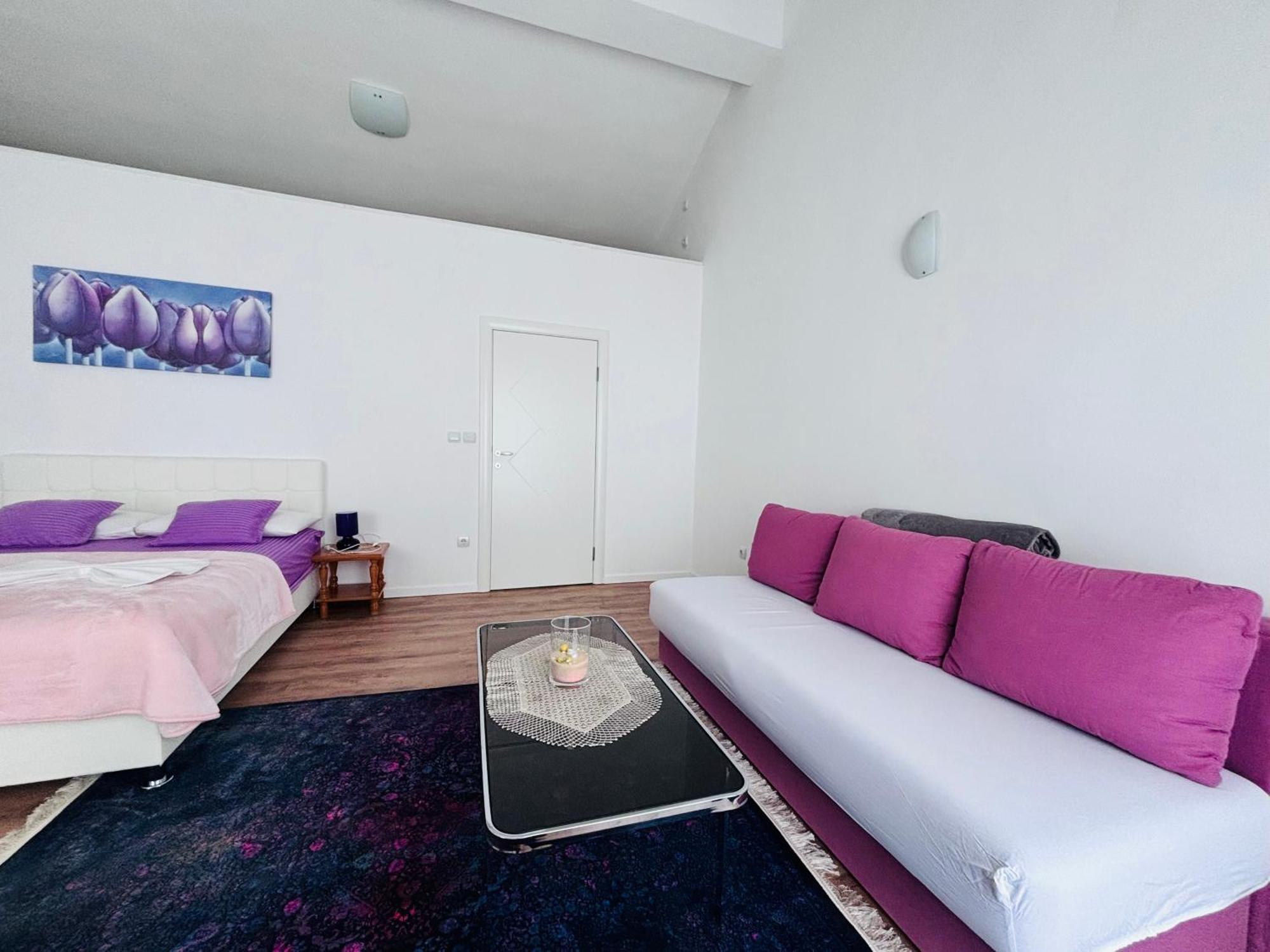 יאדראנובו Rooms & App Minka מראה חיצוני תמונה