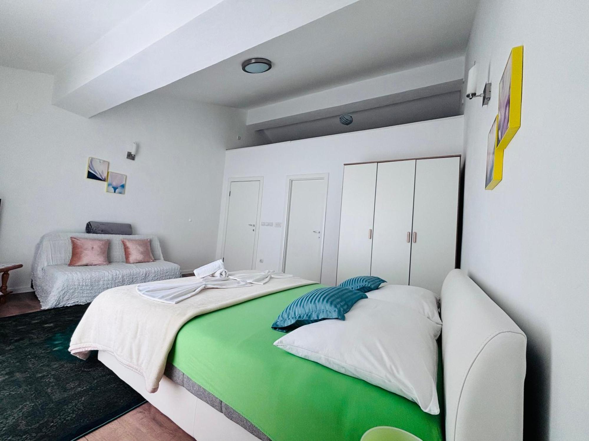 יאדראנובו Rooms & App Minka מראה חיצוני תמונה